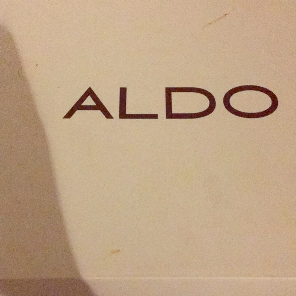 Aldo light pink clarisse shoes with buckle